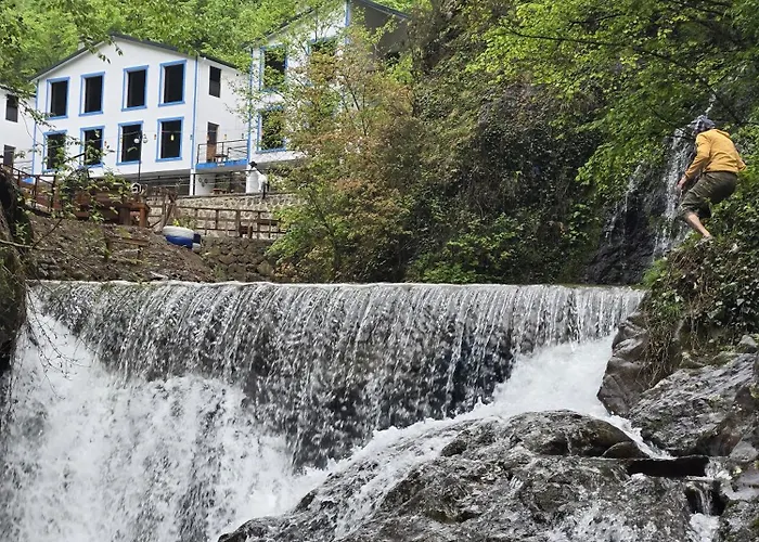 Hotel Muradland الوادي الأخضر 4*